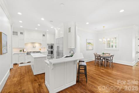 2427 Danbury Street Charlotte NC 28211