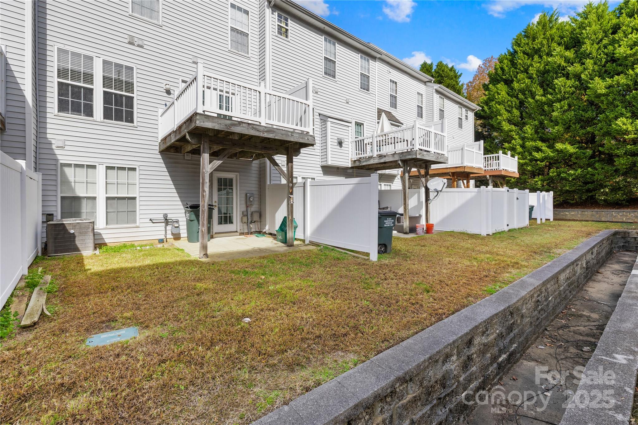 10842 Garden Oaks Lane Charlotte NC 28273