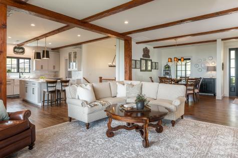 332 Summerset Drive Hendersonville NC 28792