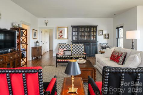 332 Summerset Drive Hendersonville NC 28792
