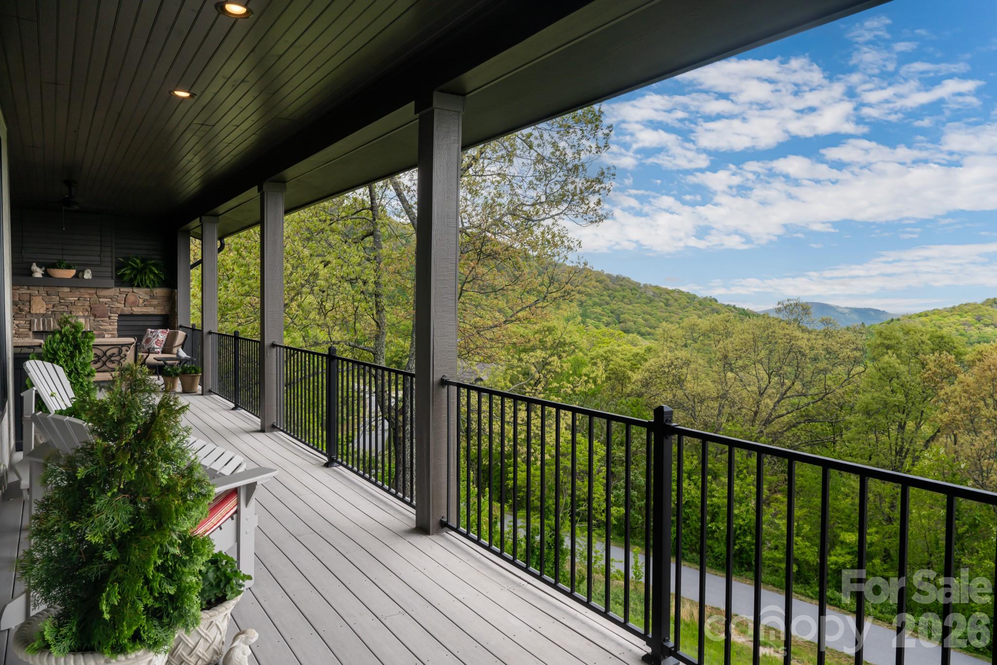 332 Summerset Drive Hendersonville NC 28792