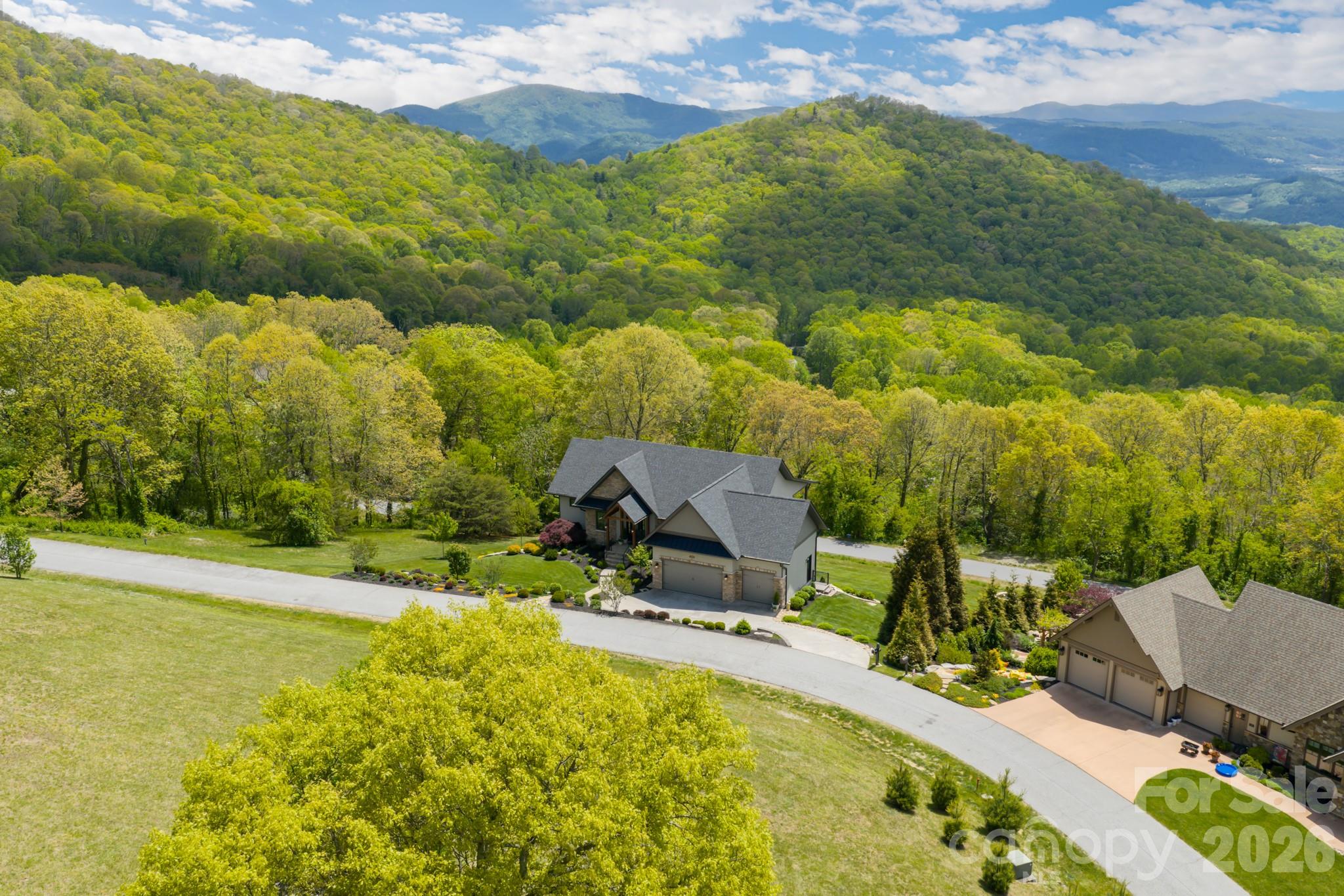 332 Summerset Drive Hendersonville NC 28792