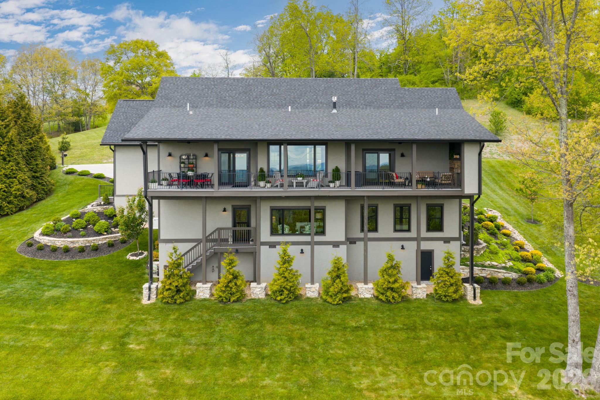 332 Summerset Drive Hendersonville NC 28792