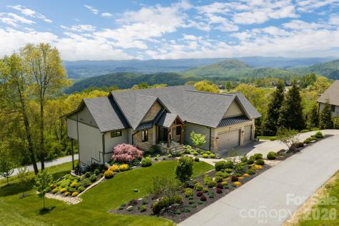 332 Summerset Drive Hendersonville NC 28792