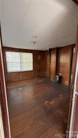 1717 Shelby Road Kings Mountain NC 28086