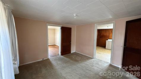 1717 Shelby Road Kings Mountain NC 28086
