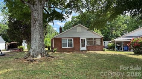 1717 Shelby Road Kings Mountain NC 28086