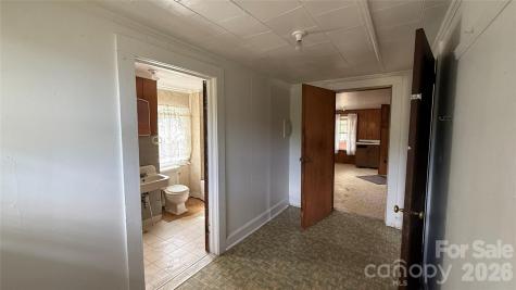 1717 Shelby Road Kings Mountain NC 28086