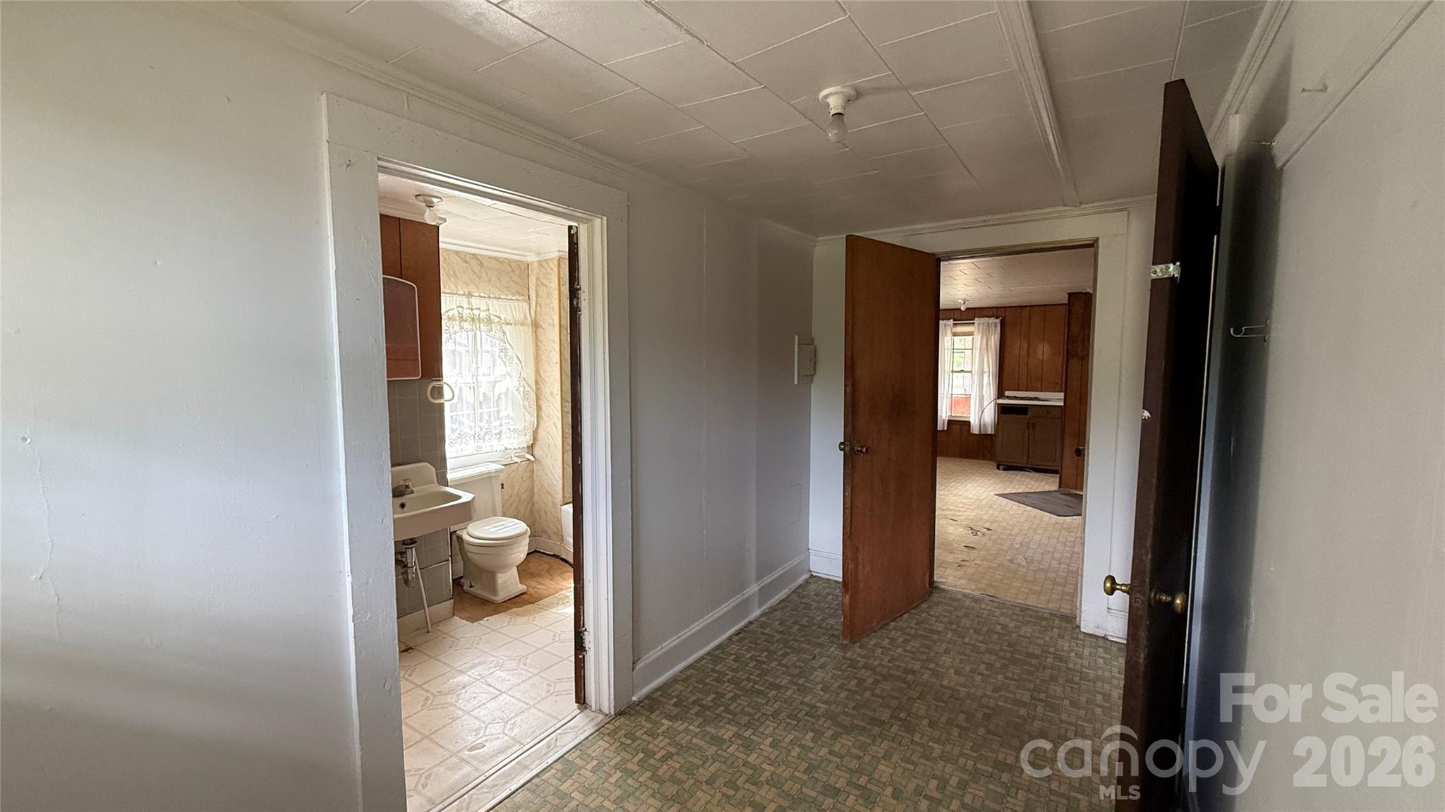 1717 Shelby Road Kings Mountain NC 28086