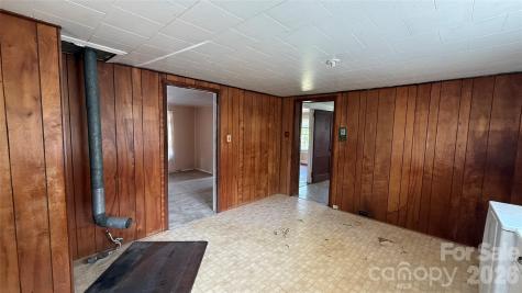 1717 Shelby Road Kings Mountain NC 28086