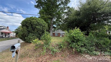 1717 Shelby Road Kings Mountain NC 28086