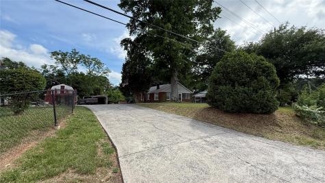 1717 Shelby Road Kings Mountain NC 28086
