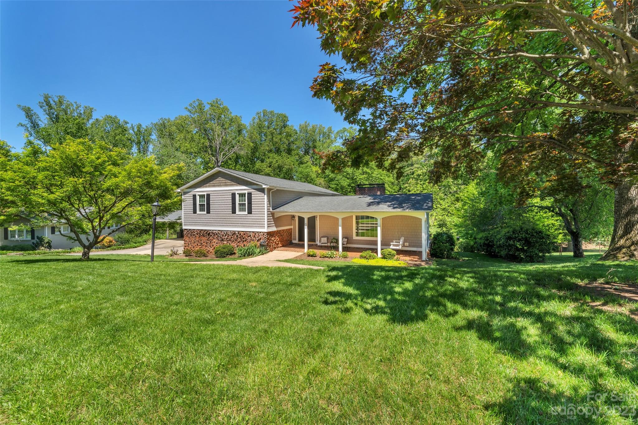 720 8th Street Drive NW Hickory NC 28601
