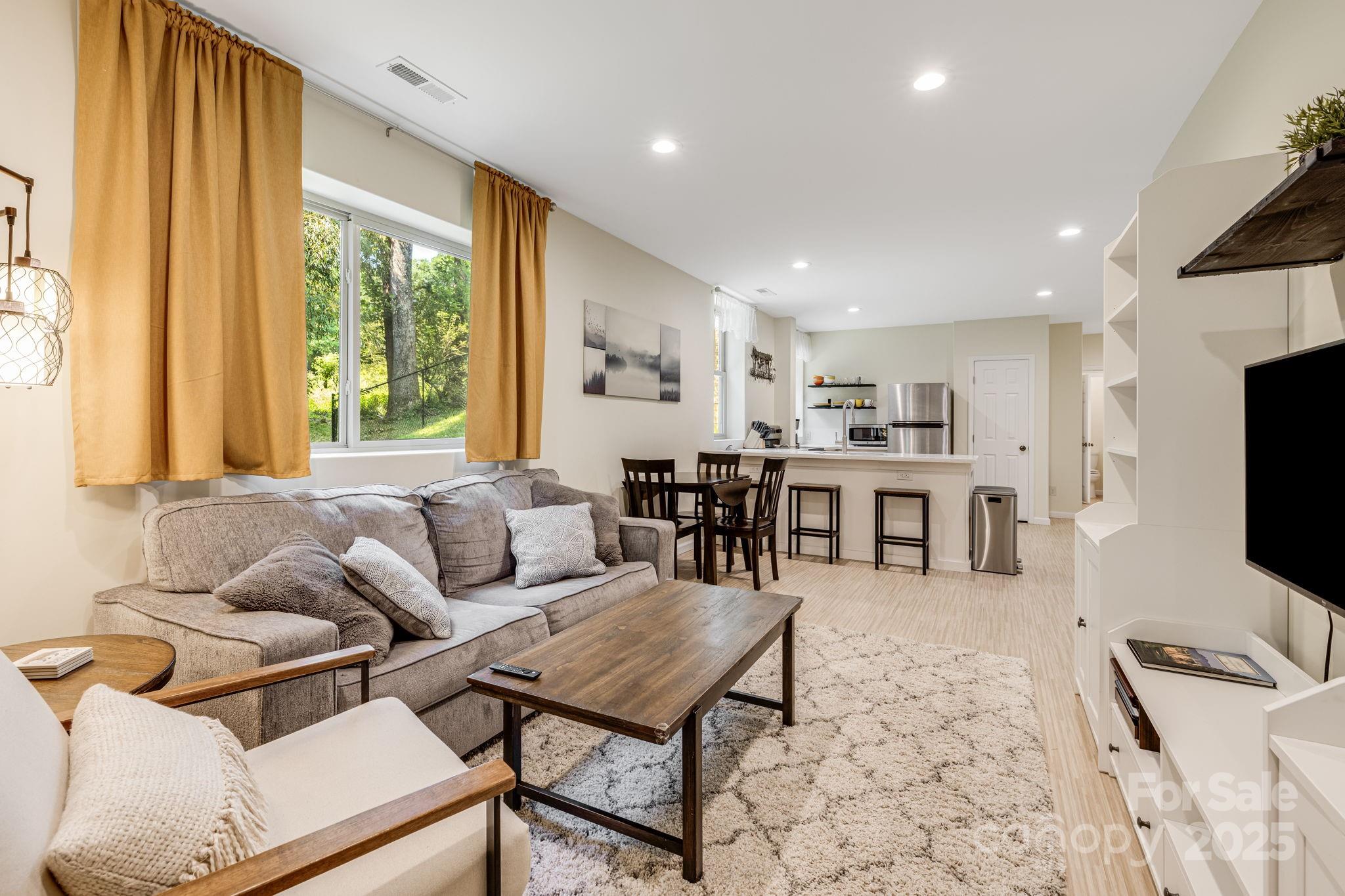 506 Hiawassee Avenue Black Mountain NC 28711