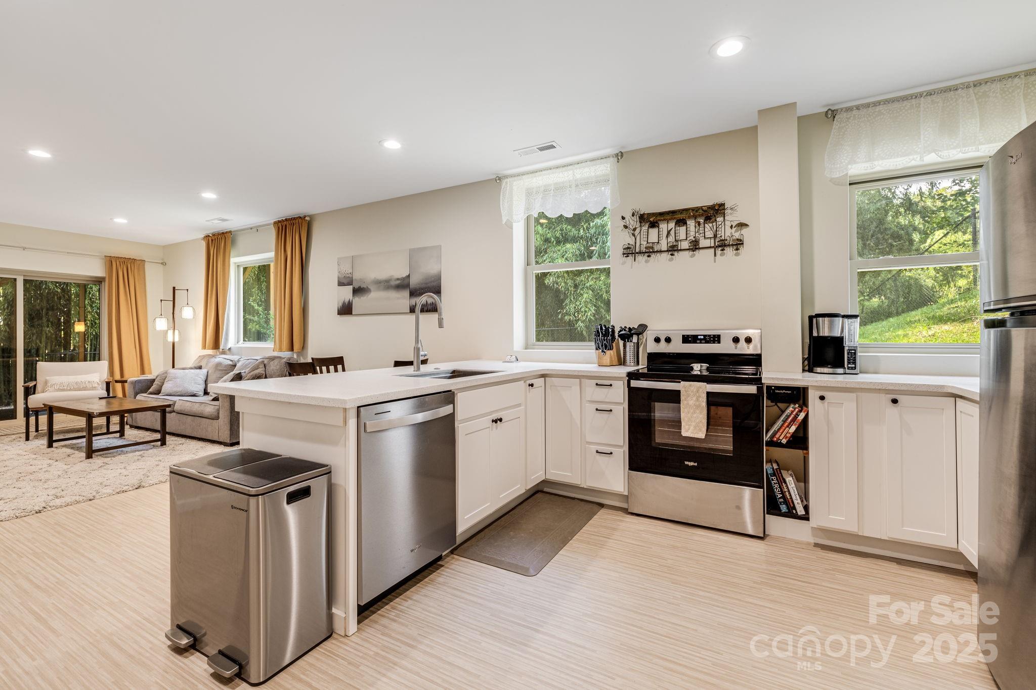 506 Hiawassee Avenue Black Mountain NC 28711