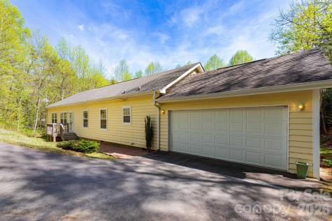 39 Kylie Grace Lane Candler NC 28715