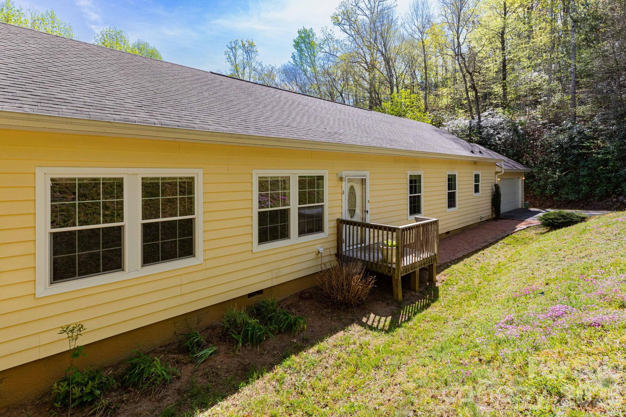 39 Kylie Grace Lane Candler NC 28715