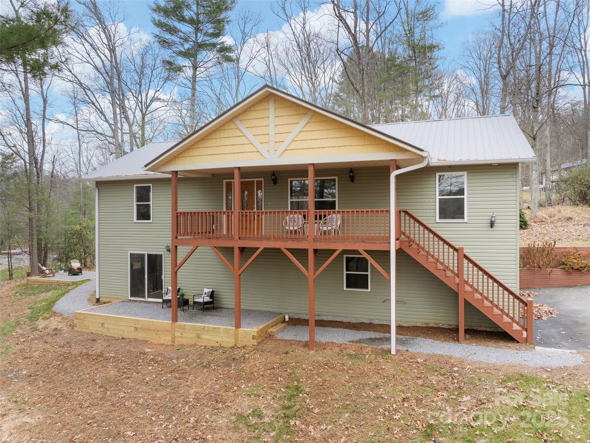11 Tahchee Trail Fletcher NC 28732