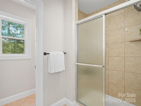 11 Tahchee Trail Fletcher NC 28732
