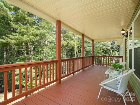 11 Tahchee Trail Fletcher NC 28732