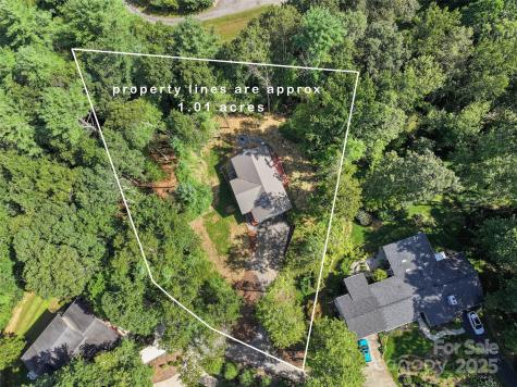 11 Tahchee Trail Fletcher NC 28732