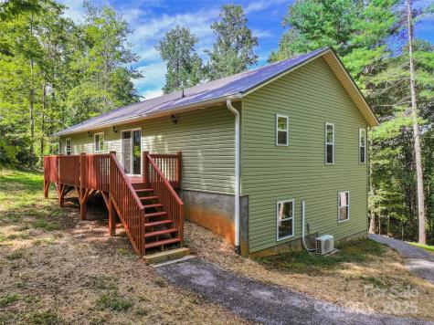 11 Tahchee Trail Fletcher NC 28732
