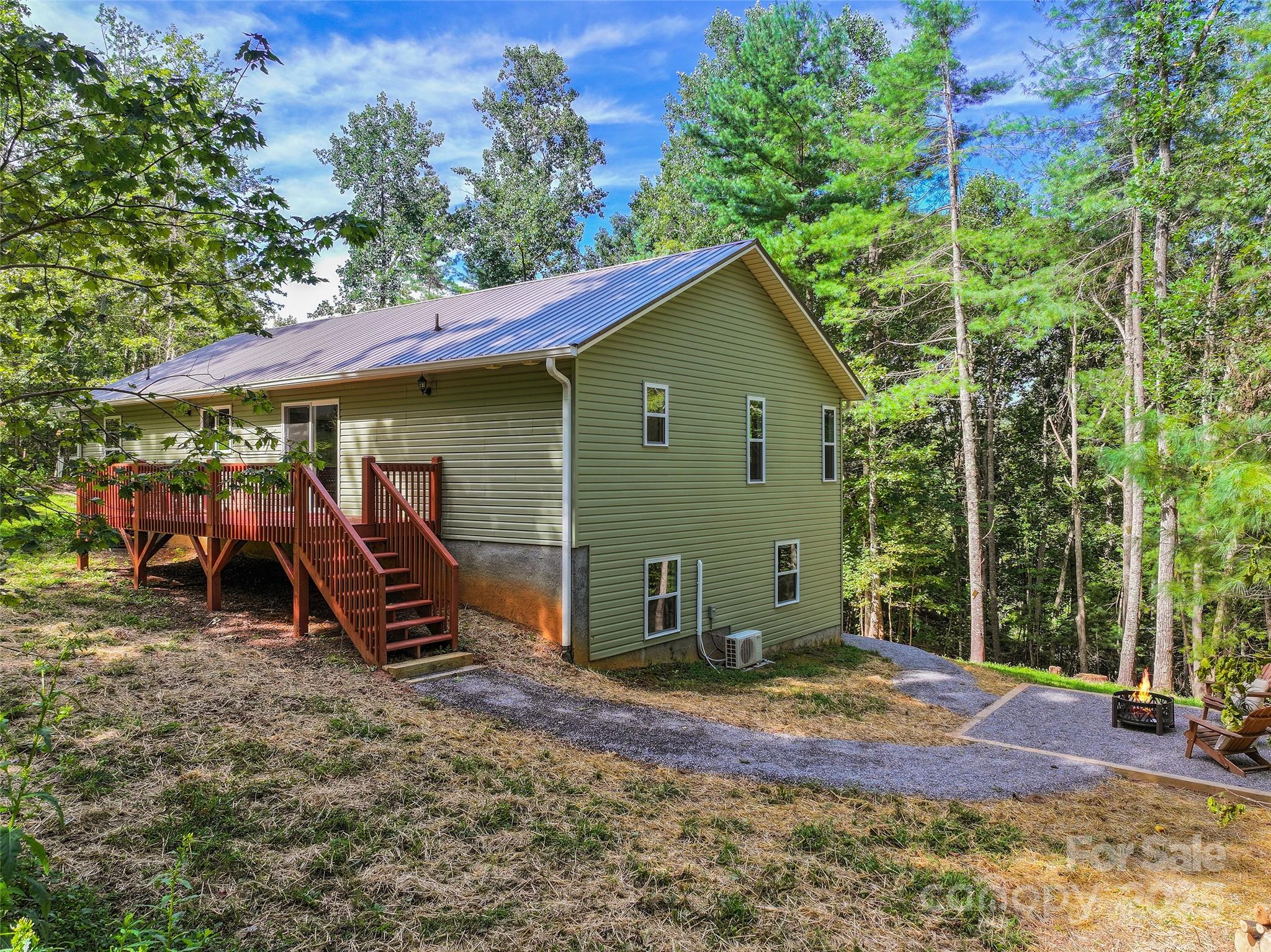 11 Tahchee Trail Fletcher NC 28732