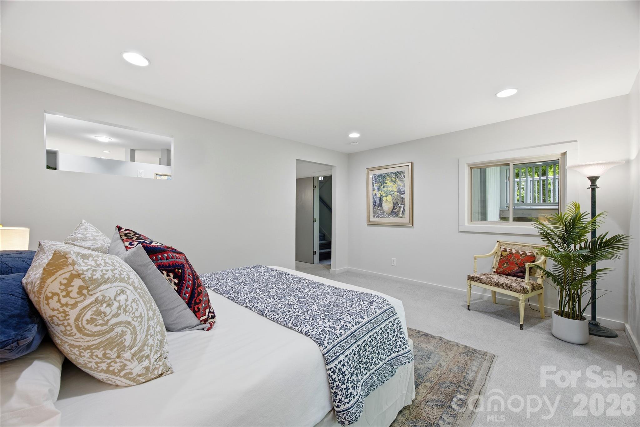 2724 Huntingtowne Farms Lane Charlotte NC 28210