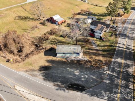 701 Dana Road Hendersonville NC 28792