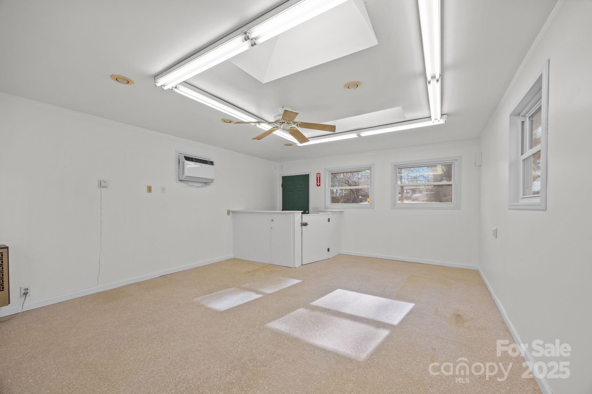701 Dana Road Hendersonville NC 28792
