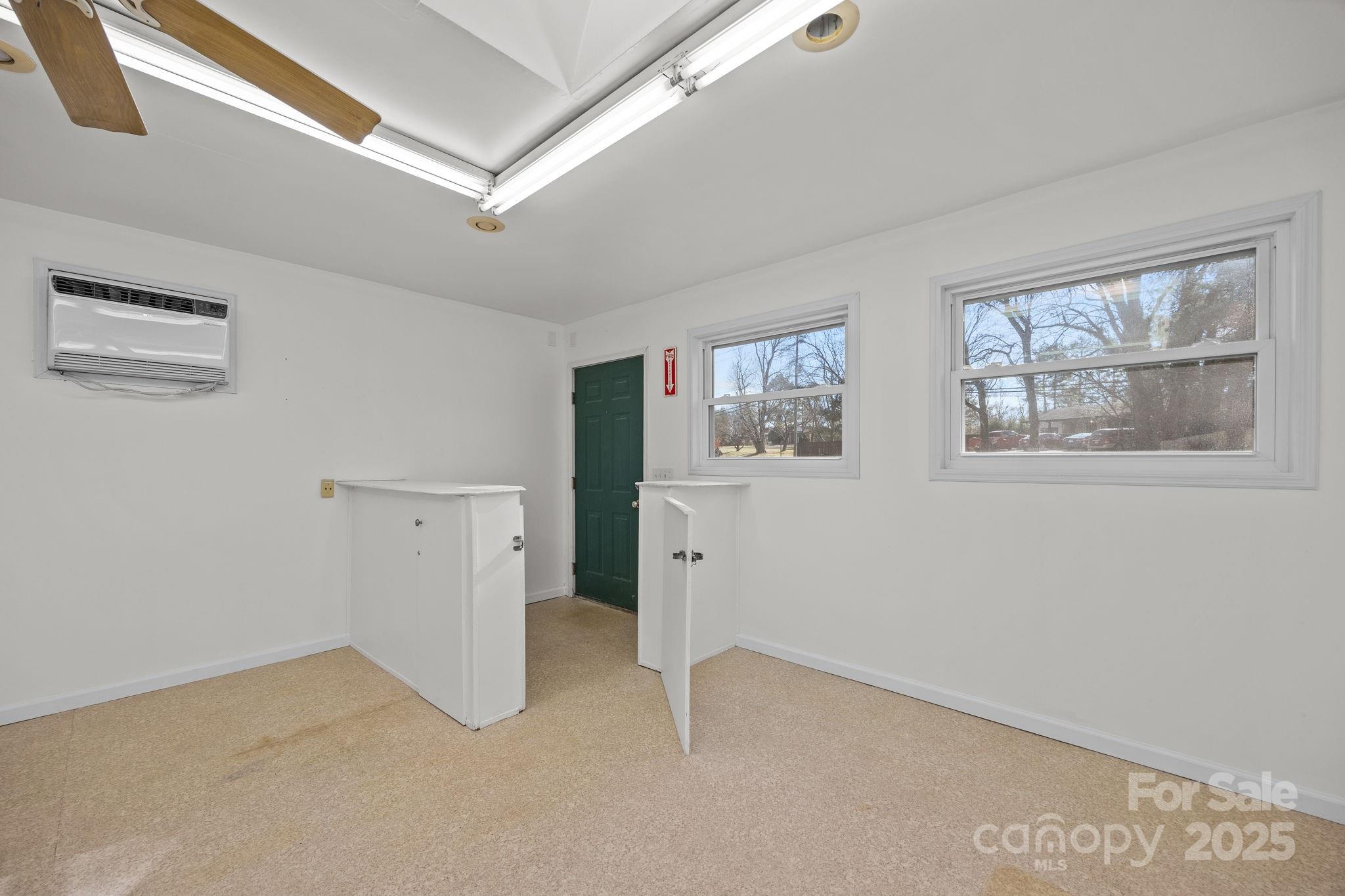 701 Dana Road Hendersonville NC 28792