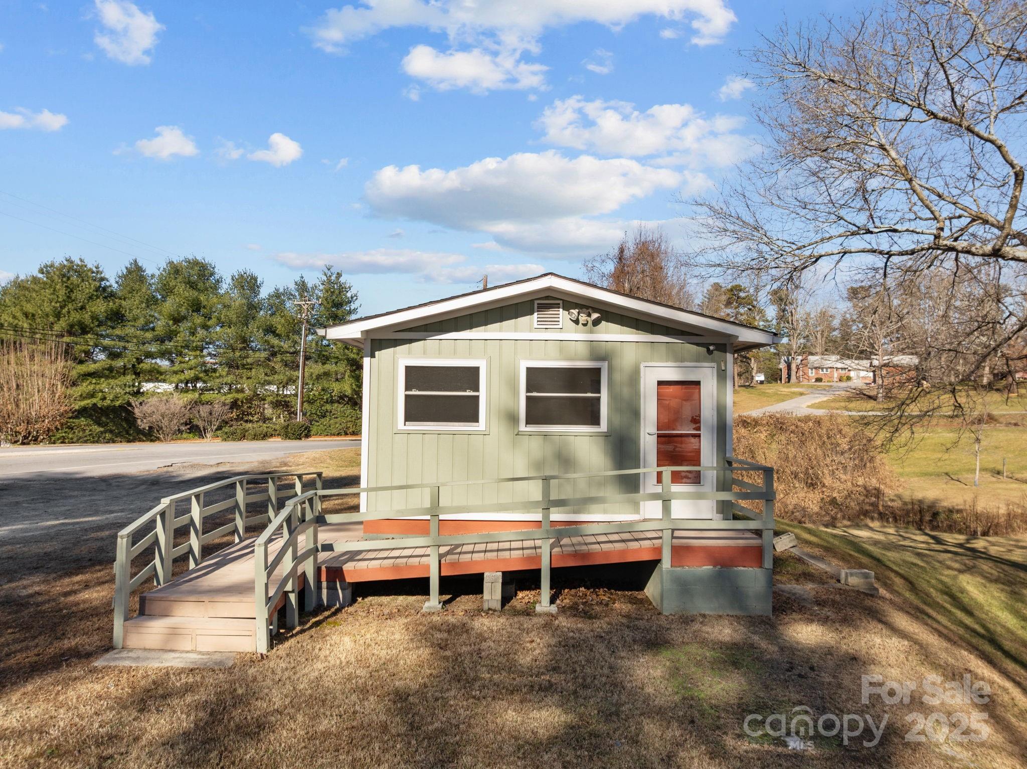 701 Dana Road Hendersonville NC 28792