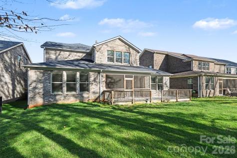 127 Smithfield Drive Charlotte NC 28270