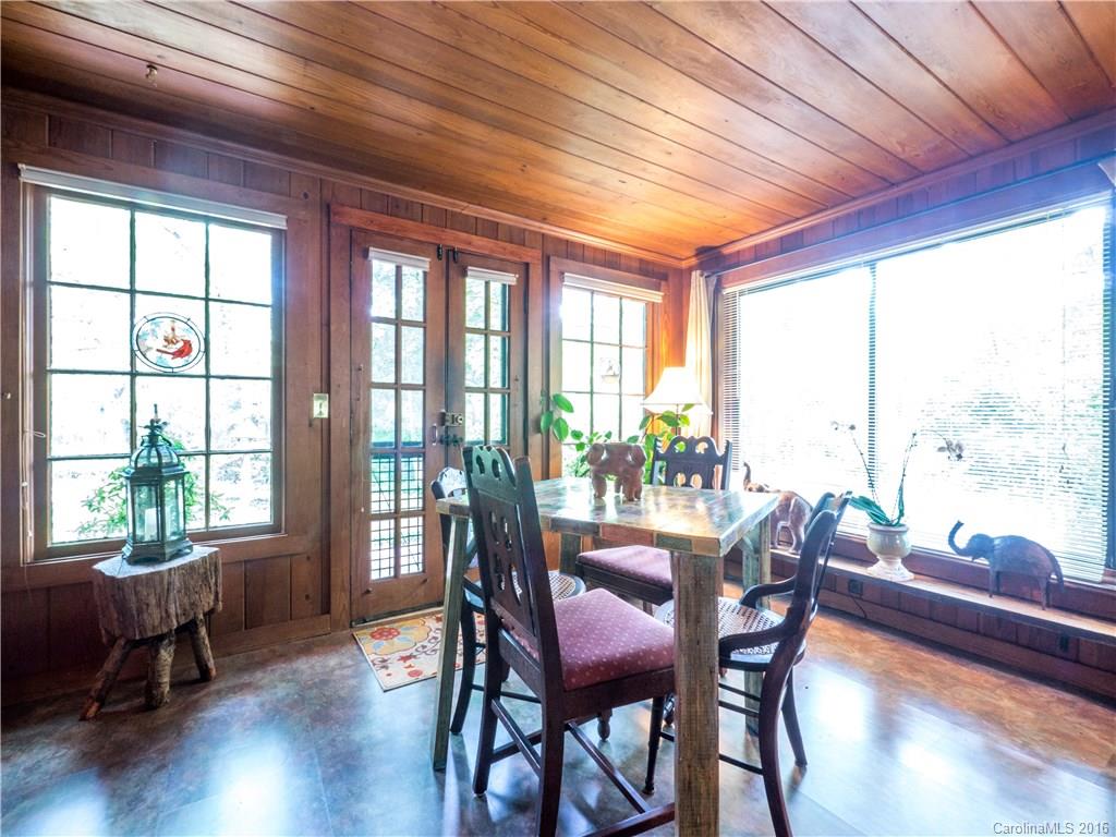 6422 Sharon Hills Road Charlotte NC 28210