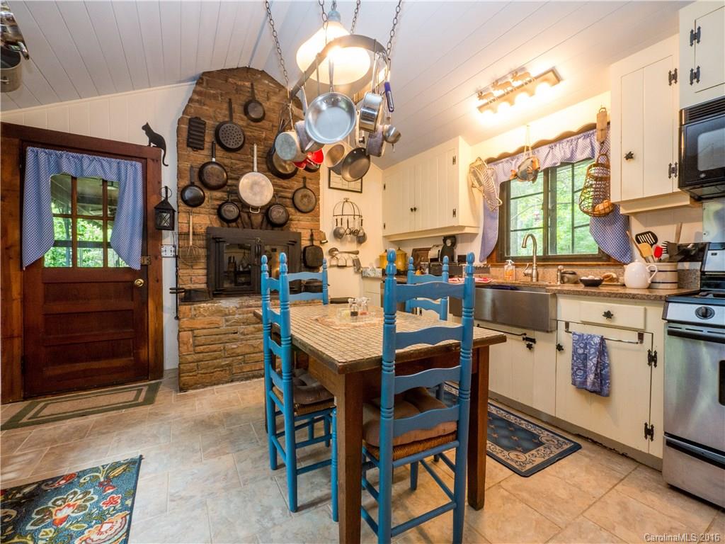 6422 Sharon Hills Road Charlotte NC 28210