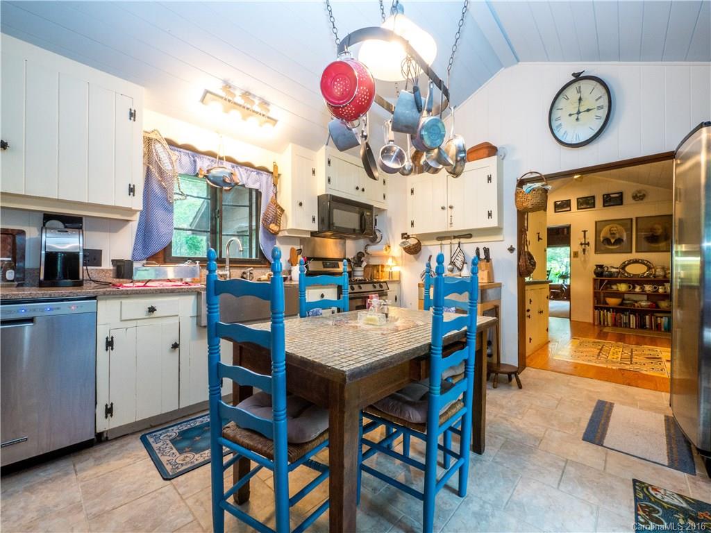 6422 Sharon Hills Road Charlotte NC 28210