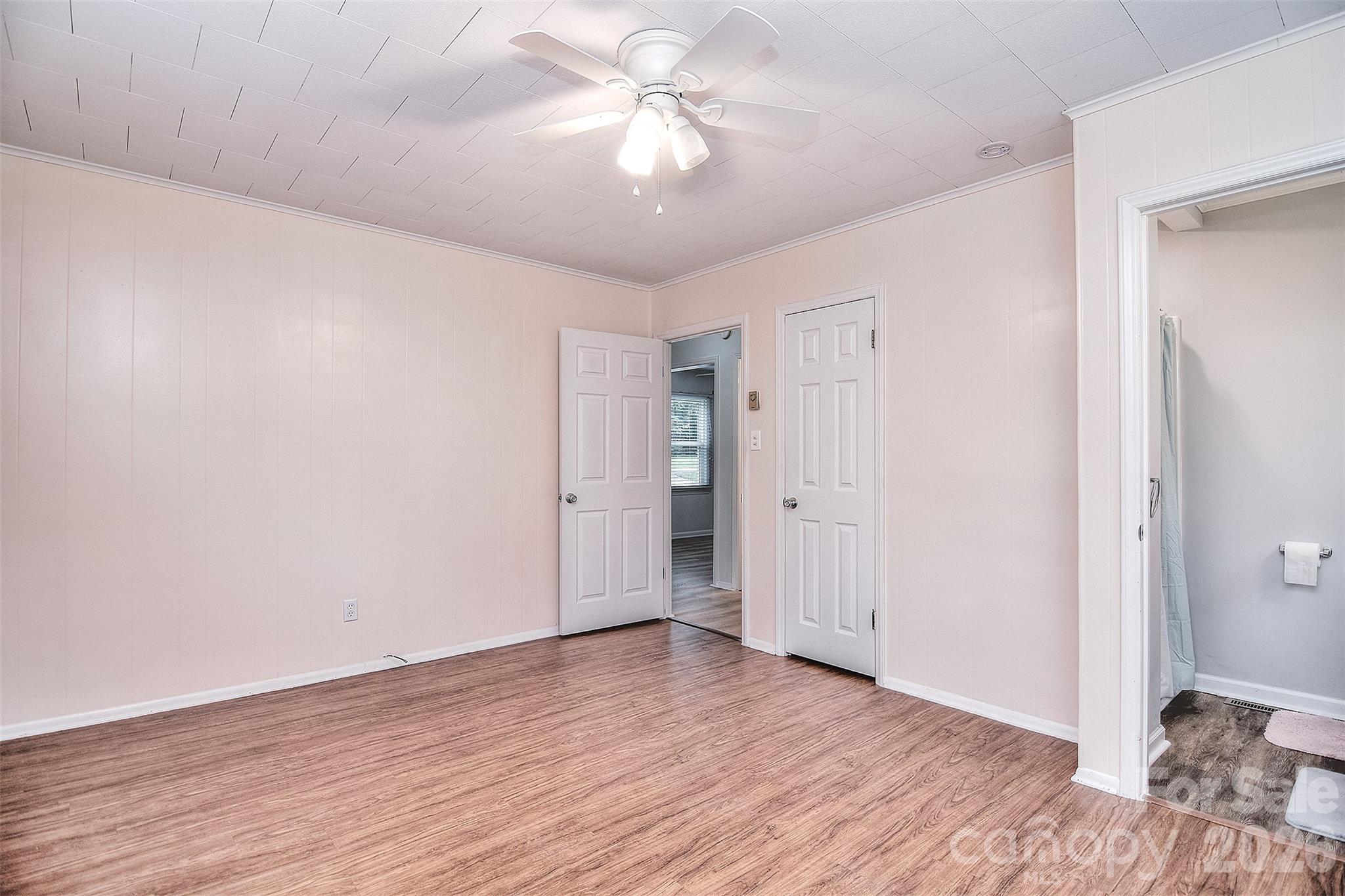 135 Oak Grove Road Statesville NC 28677