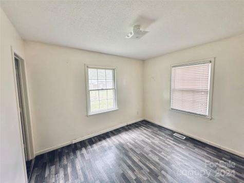 612 Drive Martin Luther King Jr Avenue Enfield NC 27823