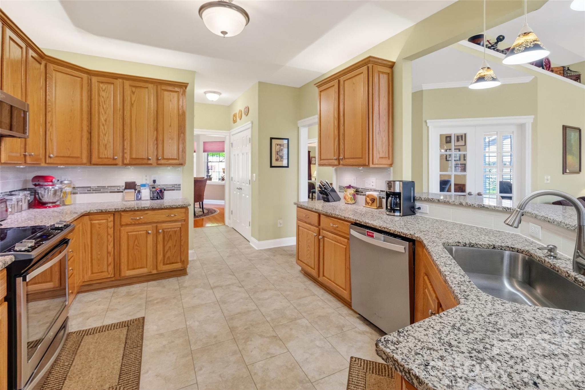 1005 Feather Oak Lane Matthews NC 28104