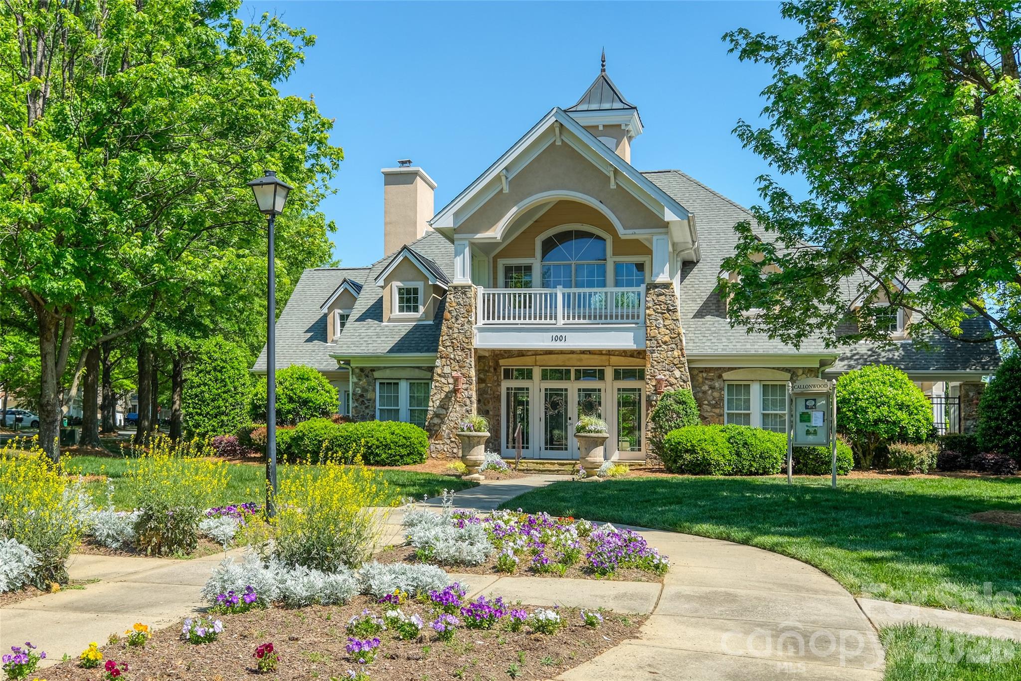 1005 Feather Oak Lane Matthews NC 28104