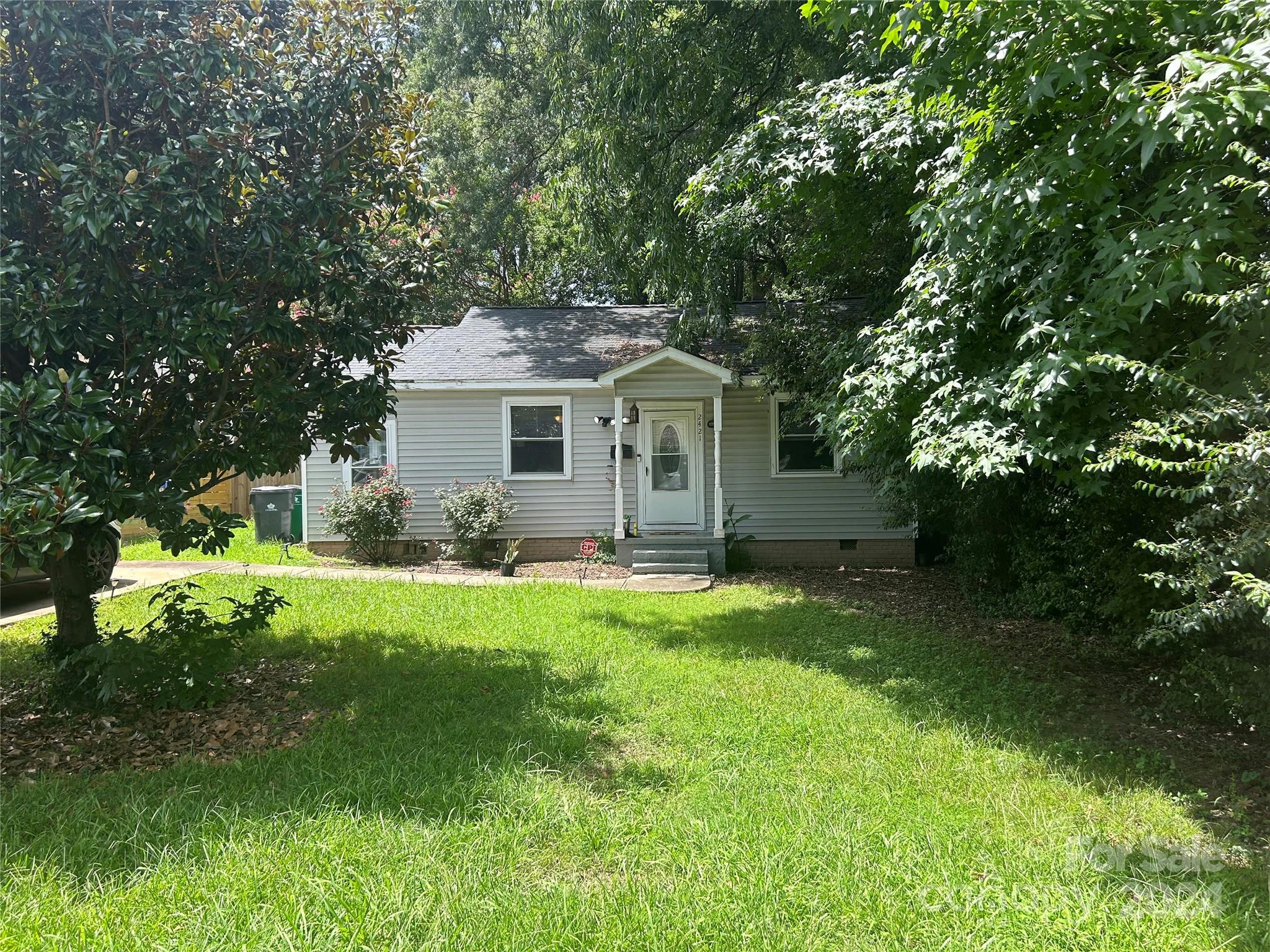 2421 Barry Street Charlotte NC 28205