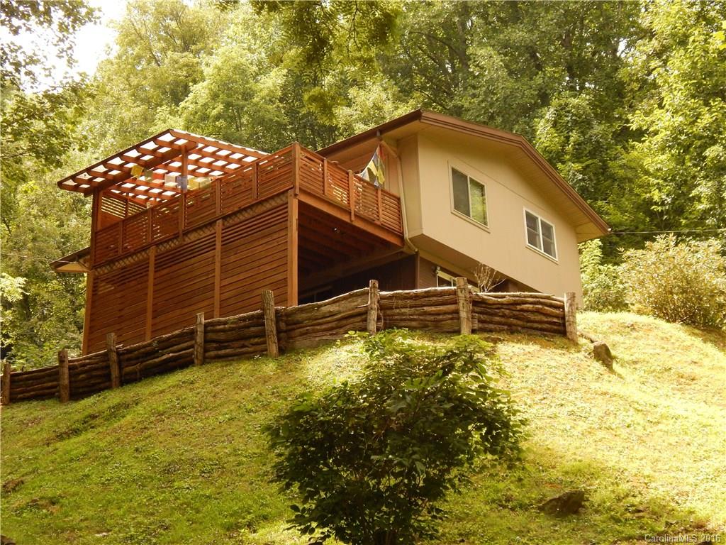 64 Utopia Drive Cullowhee NC 28723