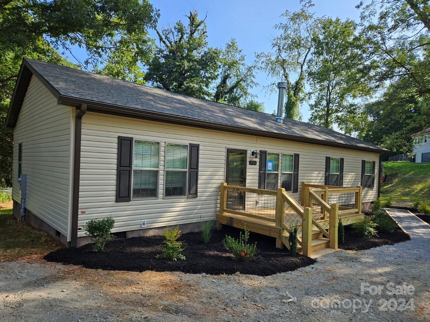 755 Sand Hill Road Asheville NC 28806