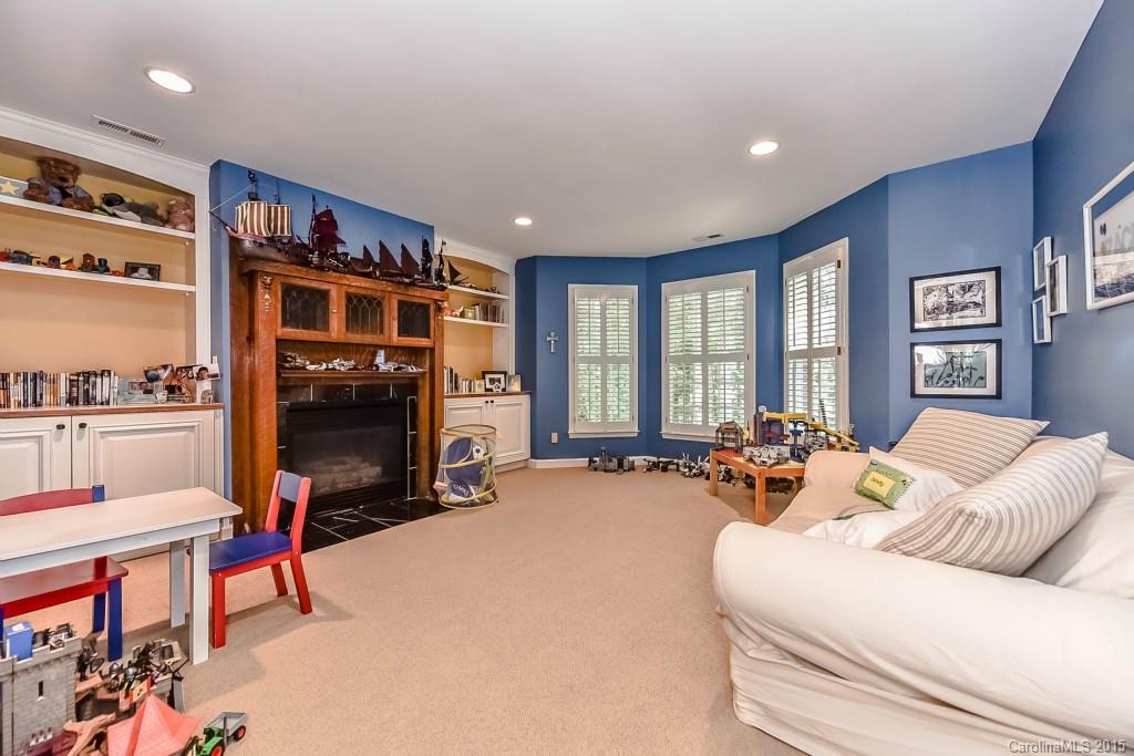 4615 Messian Court Charlotte NC 28210