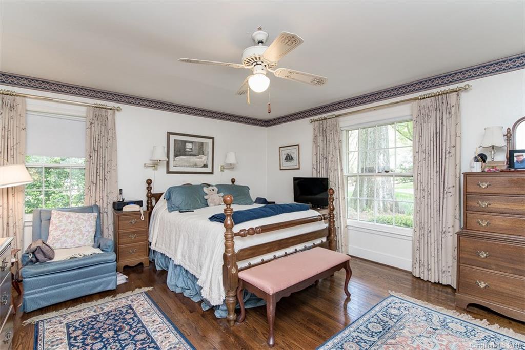 2501 Knollwood Road Charlotte NC 28211