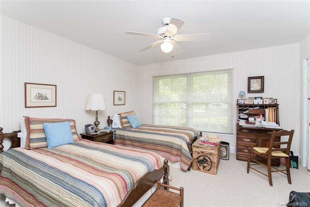 2501 Knollwood Road Charlotte NC 28211