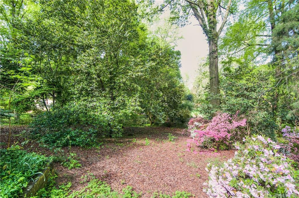 2501 Knollwood Road Charlotte NC 28211