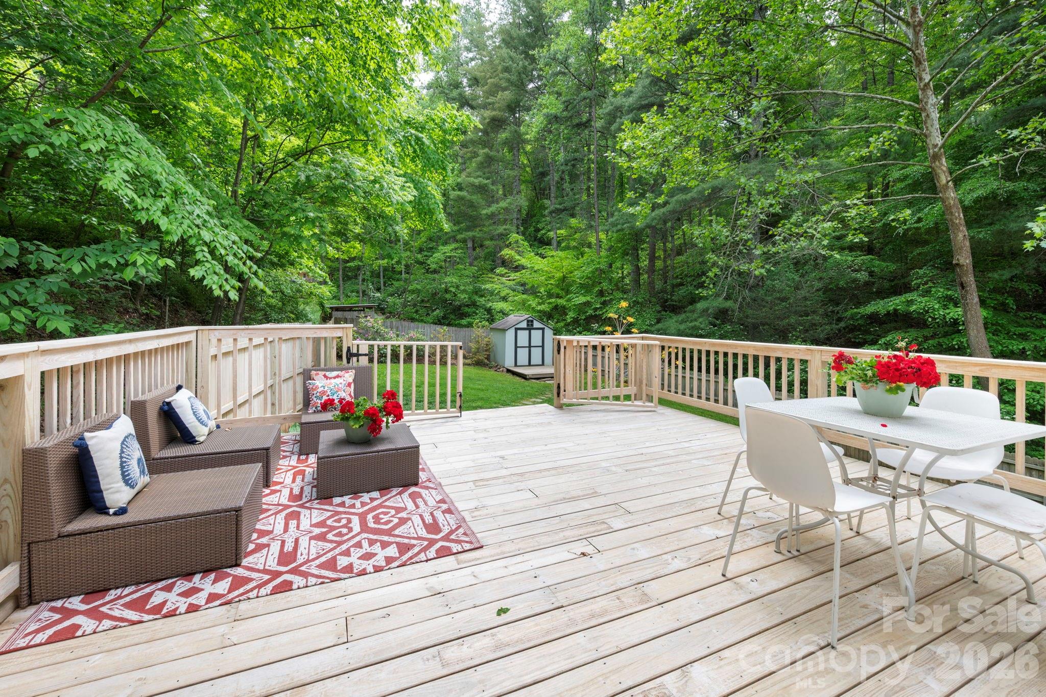 30 Lawterdale Circle Asheville NC 28804