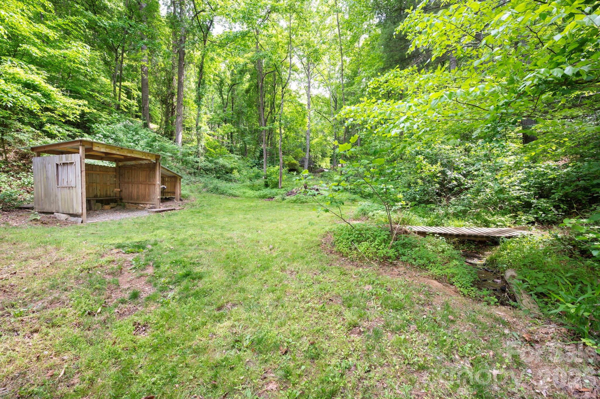 30 Lawterdale Circle Asheville NC 28804