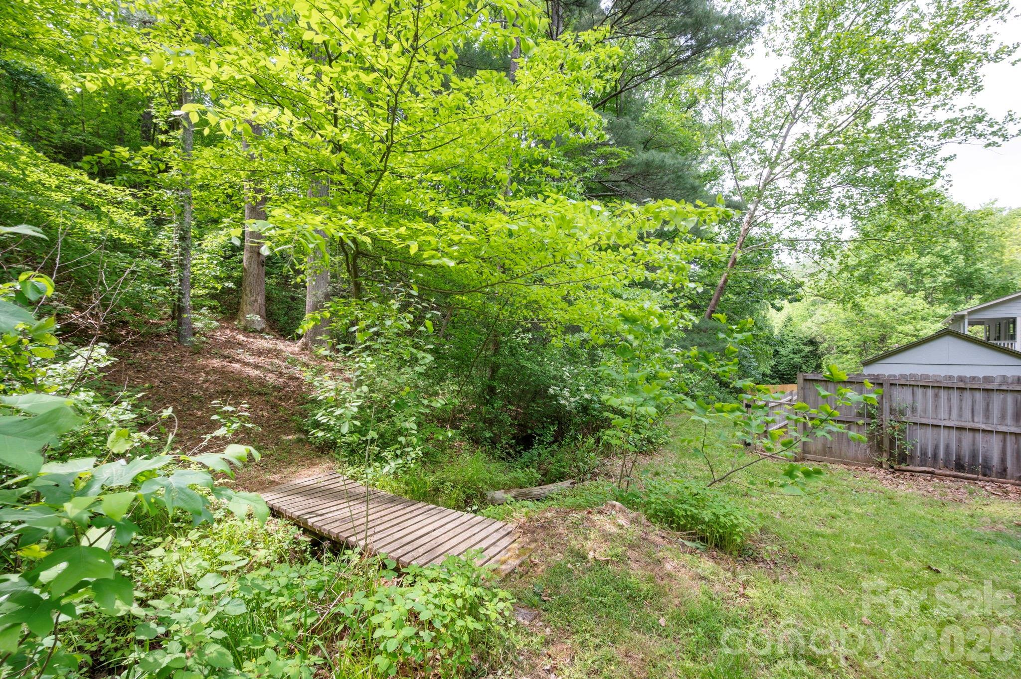 30 Lawterdale Circle Asheville NC 28804